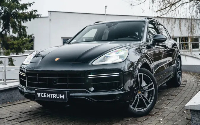 porsche cayenne mazowieckie Porsche Cayenne cena 329900 przebieg: 153515, rok produkcji 2018 z Brusy